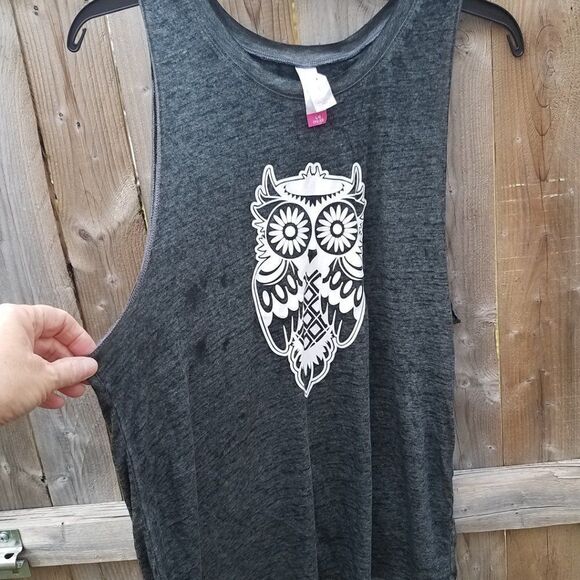 Tank Top Distressed Gray Owl Juniors Slit Open Back Large 11/13 - Picture 6 of 12